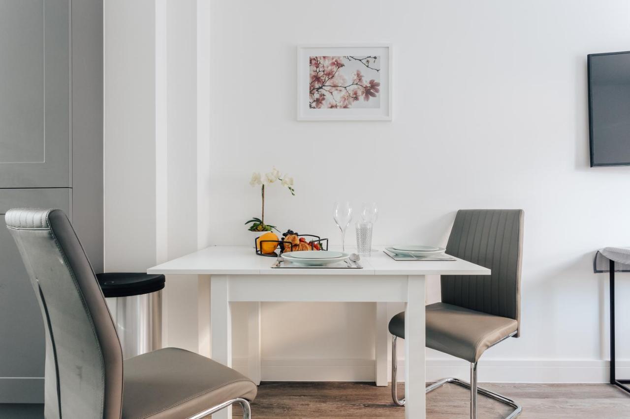 Central 2 Double Bedroom Flat With Parking Bournemouth Esterno foto
